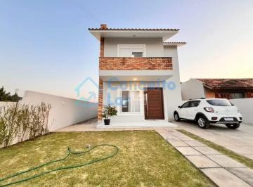 Casa · 136m² · 3 Quartos · 4 Vagas · 
                                Casa para Venda em Passo de Torres / SC no bairro Bella Torres
    