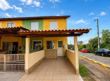 Casa · 2 Quartos · 1 Vaga · 
                                Sobrado com Quintal à Venda no Bairro Cecília em Viamão
           