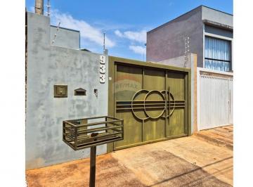 Casa · 68m² · 2 Quartos · 2 Vagas · Casa para venda em Residencial Ouro Verde de 67.55m² com 2 Quartos, 1 Suite e 2 Garagens