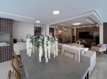 Foto · Apartamento reformado com varanda gourmet e lazer nas Pitangueiras, Guarujá