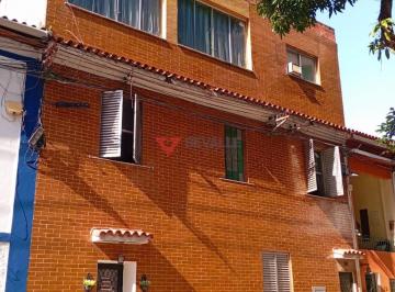 Casa · 200m² · 5 Quartos · 3 Vagas · Casa de Vila 3 andares em Botafogo, 200m², R$1.550.000