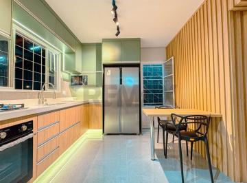 Casa · 132m² · 3 Quartos · 2 Vagas · Excelente casa a venda na região Norte de Londrina