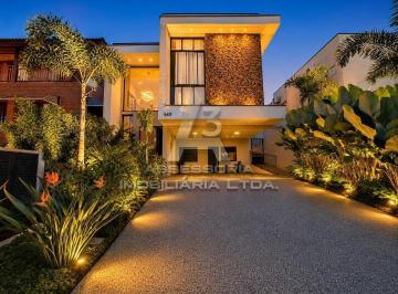 Casa · 300m² · 3 Quartos · 4 Vagas · ARUÃ - Casa para locação no condomínio Aruã