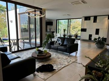 Casa · 285m² · 3 Quartos · 4 Vagas · Sobrado para venda em Loteamento Parque Dos Alecrins de 285.00m² com 3 Quartos, 3 Suites e 4 Garagen
