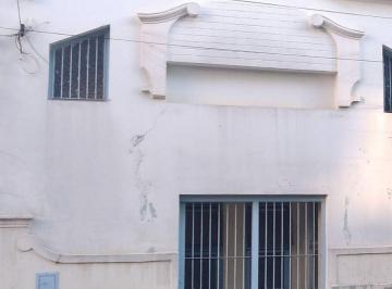 Comercial · 118m² · 1 Quarto · 1 Vaga · Prédio Comercial para alugar em Centro de 118.00m² com 1 Quarto, 1 Suite e 1 Garagem