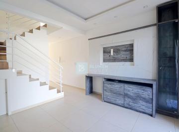 Casa · 85m² · 2 Quartos · 2 Vagas · Sobrado semi mobiliado no bairro Fortaleza!