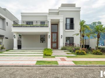 5div1568-16987571124666.jpg · Casa em Condomínio de Luxo!