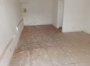Comercial en Aluguel  Centro · Loja / Salão / Ponto Comercial para alugar, 39m².