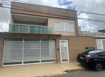 Casa de 5 quartos, Águas Claras · CASA ALTO PADRÃO GUARA 1 PARA TROCAR EM APARTAMENTO