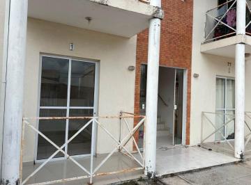 Apartamento de 2 quartos, Pindamonhangaba · Apartamento Térreo 2 Quartos com Quintal Privativo – Moreira César, Pindamonhangaba