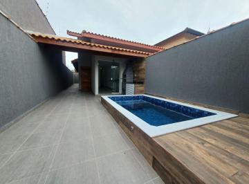 Casa de 2 quartos, Itanhaém · Casa com 2 quartos e piscina em Itanhaém.