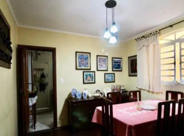 Casa · 120m² · 2 Quartos · 2 Vagas · Casa à venda com 120m², 3 dormitórios, mas edícula e 2 vagas.