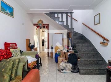 Esta encantadora casa localizada em São Paulo oferece um espaço confortável e pr · Casa à Venda - Chácara Santo Antonio, 3 Quartos, 135 m2