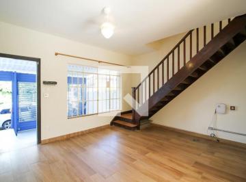Localizada na vibrante cidade de São Paulo, esta casa oferece um ambiente confor · Casa à Venda - Campo Belo, 2 Quartos, 140 m2