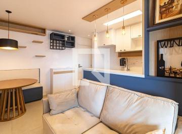 Este apartamento mobiliado está localizado no vibrante bairro da Barra Funda. Co · Apartamento à Venda - Barra Funda, 2 Quartos, 67 m2