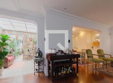 Esta encantadora casa oferece um espaço acolhedor e confortável para toda a famí · Casa à Venda - Vila Mariana, 3 Quartos, 300 m2