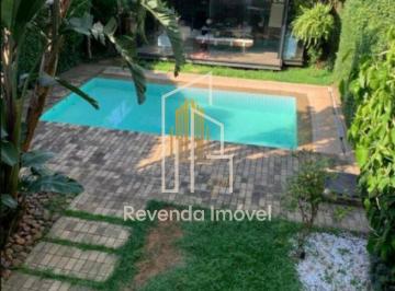 Casa · 340m² · 3 Quartos · 3 Vagas · Campo Belo - Casa de 340m² com 3 suites, 5 banheiros e 3 vagas