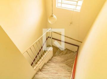 Localizada na vibrante cidade de São Paulo, esta casa oferece uma experiência de · Casa à Venda - Jabaquara, 4 Quartos, 250 m2