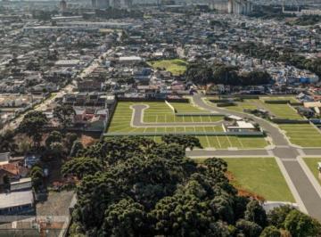 Terreno , Curitiba · Vendo Lote Terreno em Condomínio no Pinherinho