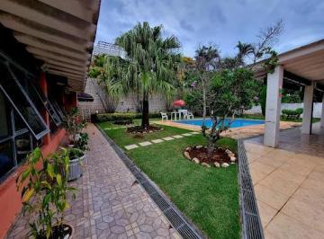 85675f22e0e8cb7475cee647e05010c5fa4f1b9f · Casa condomínio Flamboyant