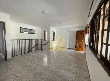 2855636a707d37bd155b42a1adf368ec58eea1e0 · Sobrado com 3 dormitórios para alugar, 150 m² por R$ 4.500,00/mês - Jardim do Lago - Atibaia/SP