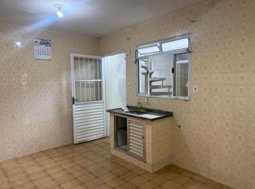 Casa de 2 quartos, Praia Grande · Locação 30 meses lado praia 1.750 mensal 2 dorms