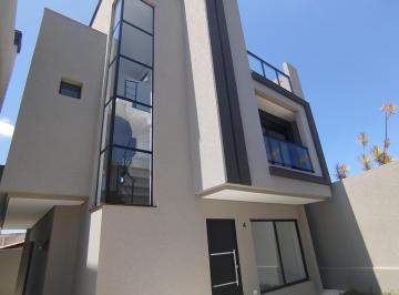 Casa · 130m² · 3 Quartos · 2 Vagas · Triplex 03 suítes Capão Raso amplo terraço aceita apartamento Curitiba Pr