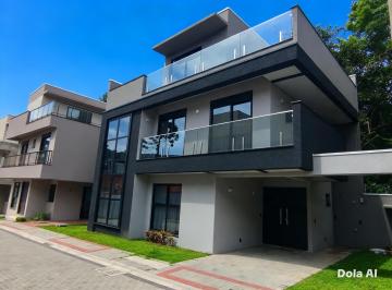 Casa de 3 quartos, Curitiba · Triplex em condominio Santa Felicidade aceita menor valor ou veículo
