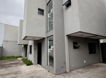 Casa · 165m² · 3 Quartos · 2 Vagas · Triplex Campo Comprido aceita menor imóvel valor Curitiba PR
