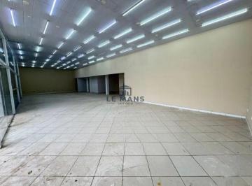 Comercial · 350m² · 6 Vagas · Salão para alugar em Piracicaba, Vila Rezende, com 350 m²