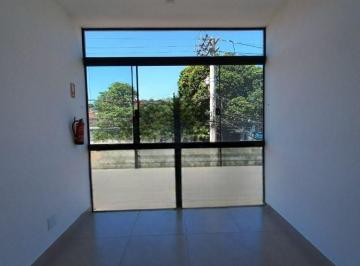 Comercial · 99m² · Salão para alugar em Piracicaba, Vila Rezende, com 99 m²