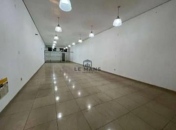 Comercial · 132m² · Salão para alugar em Piracicaba, Centro, com 132.66 m²
