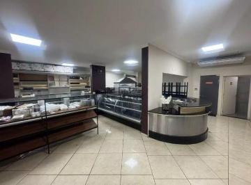 Comercial · 280m² · 4 Vagas · Salão para alugar em Piracicaba, Dois Córregos, com 280 m²
