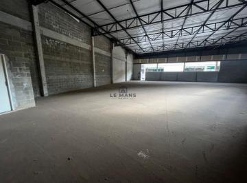 Comercial · 429m² · 69 Vagas · Salão para alugar em Piracicaba, Vila Industrial, com 429.42 m²