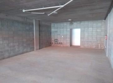 Comercial · 76m² · Salão para alugar em Piracicaba, Vila Rezende, com 76 m²