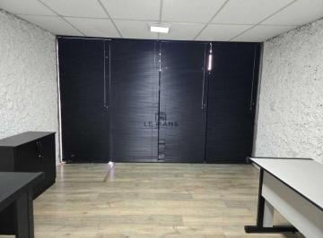 Comercial · 122m² · Sala para alugar em Piracicaba, Jardim Europa, com 122.2 m²