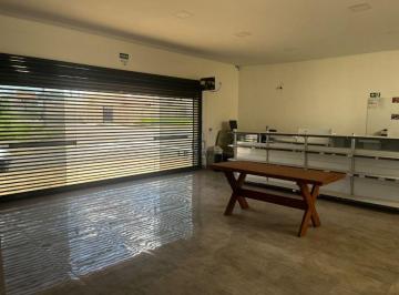 Comercial · 81m² · 2 Vagas · Salão à venda e para alugar em Piracicaba, Pompéia, com 81.41 m²