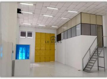Comercial · 370m² · Barracão para alugar em Campinas, Jardim do Trevo, com 370 m²