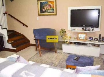 Casa · 200m² · 3 Quartos · 2 Vagas · Sobrado Amplo com Suíte e Quintal à Venda no Rudge Ramos, São Bernardo do Campo