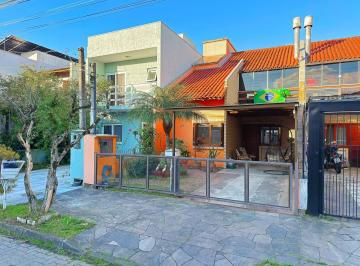 Casa · 104m² · 4 Quartos · 2 Vagas · EXCELENTE Sobrado com 4 dormitórios sendo um no andar térreo, no Residencial Lag