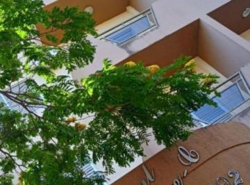 Apartamento · 70m² · 2 Quartos · 1 Vaga · LOCAÇÃO | Apartamento, com 2 dormitórios em Zona 07, Maringá