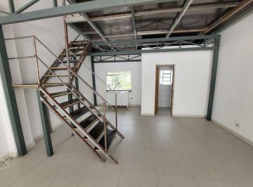 Comercial · 80m² · 30 Vagas · Salão em Vila Santo Antônio, Cotia/SP de 80m² para locação R$ 4.500,00/mes