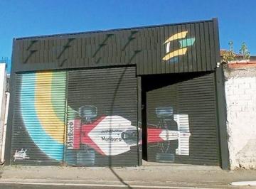 Comercial · 240m² · Galpão em Vila Figueira, Suzano/SP de 240m² para locação R$ 4.500,00/mes