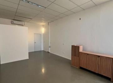 Comercial · 42m² · Sala em Rio Pequeno, Camboriú/SC de 0m² para locação R$ 1.500,00/mes