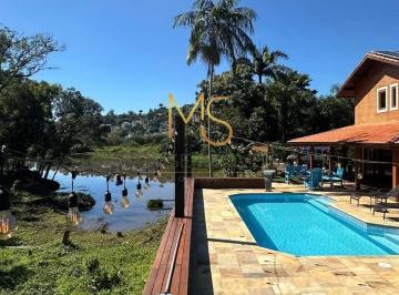 Casa · 11m² · 3 Quartos · 8 Vagas · Casa em Terras do Madeira, Carapicuíba/SP de 11m² 3 quartos para locação R$ 11.500,00/mes