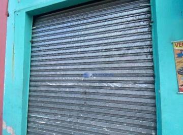Comercial · 35m² · Loja em Centro, Jacareí/SP de 35m² para locação R$ 1.300,00/mes