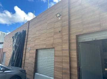 Comercial · 30m² · 1 Vaga · Loja em Campo Grande, Recife/PE de 30m² para locação R$ 2.700,00/mes