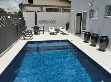 Casa · 260m² · 3 Quartos · 4 Vagas · Casa em , Vargem Grande Paulista/SP de 260m² 3 quartos à venda por R$ 1.600.000,00 ou para locação R