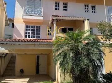 Casa · 215m² · 3 Quartos · 4 Vagas · Casa em Chácara Pavoeiro, Cotia/SP de 215m² 3 quartos para locação R$ 4.900,00/mes