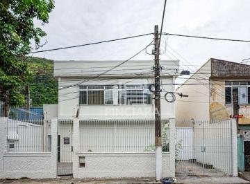 Casa · 500m² · 4 Vagas · Casa em São Francisco, Niterói/RJ de 500m² à venda por R$ 245.000,00